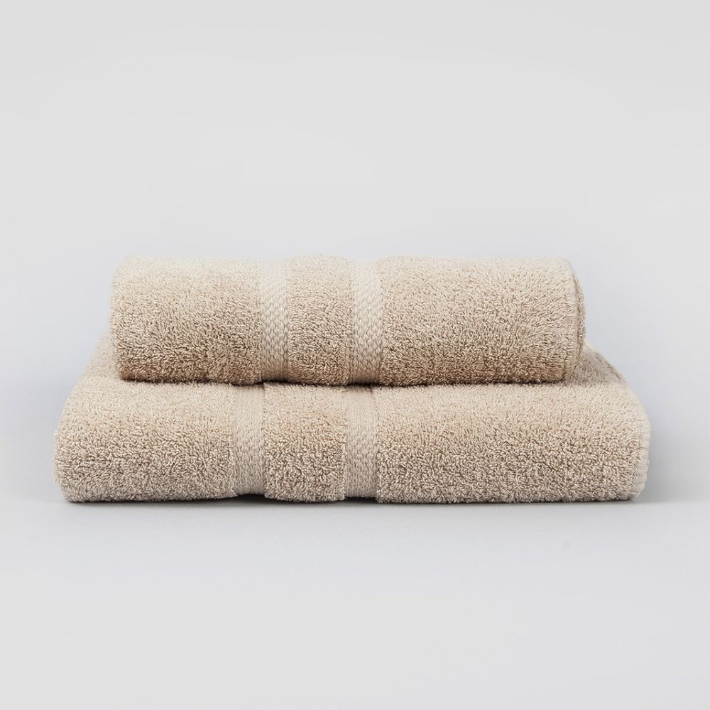 Juego Toalla y Toallon 560gr. XL. Franco Valente. Beige