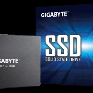 Disco Ssd Gigabyte 240gb Sata Interno 7mm (3711) $23.6619 $21.510