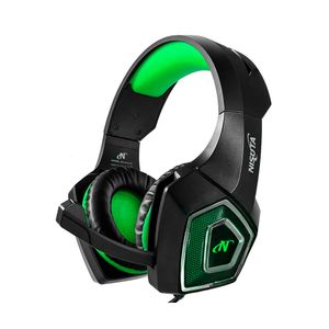 Auricular gaming para joystick con microfono PS4 Xbox Celular Nisuta NSAUG350 Negro con verde