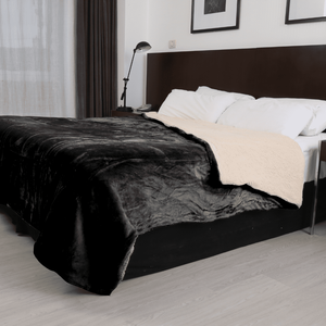Edredón Catana Home Flannel con Corderito Twin – Color Negro                 