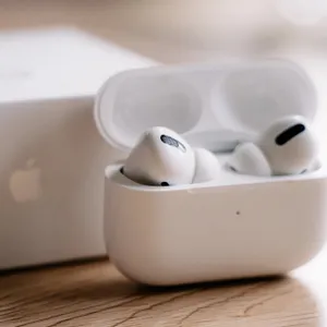 Auricular inalambrico Air Pods Pro Segunda Generación (REPLICA AAA)