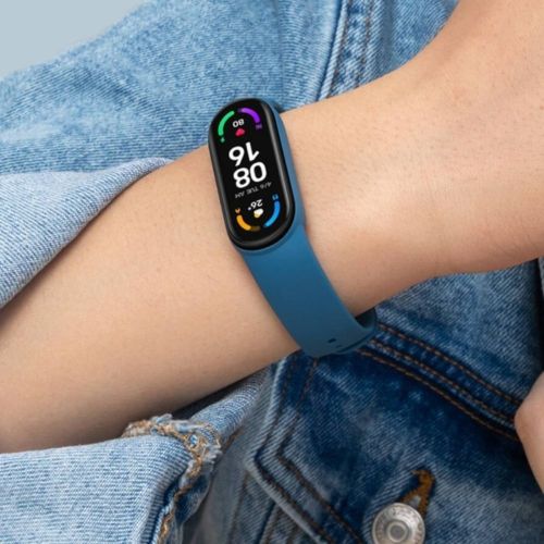 Huami Amazfit GTR (47 mm) Review: Stylish smartwatch with great battery  life- Tech Reviews, Firstpost